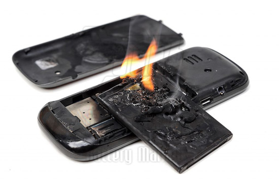 دلایل انفجار باتری گوشی های هوشمند و راه های جلوگیری از آن